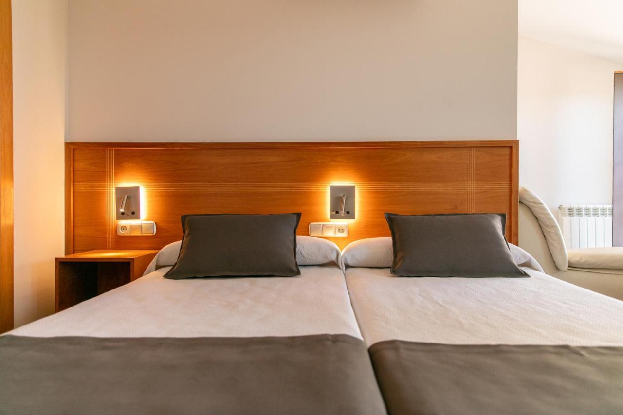Aparthotel Cal Marcal Puig-reig Zewnętrze zdjęcie